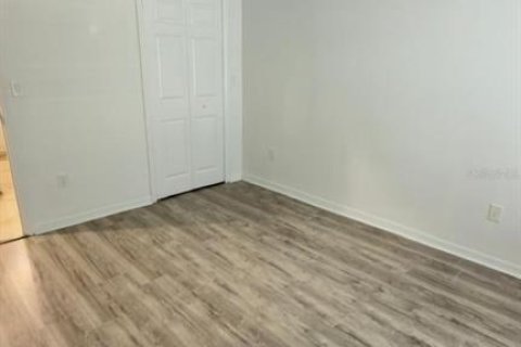 Appartement à louer à Orlando, Floride: 2 chambres, 92.53 m2 № 2414962 - photo 12
