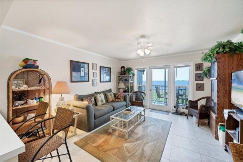 Condominio en venta en Port Charlotte, Florida, 1 dormitorio, 57.23 m2 № 1651839 - foto 5