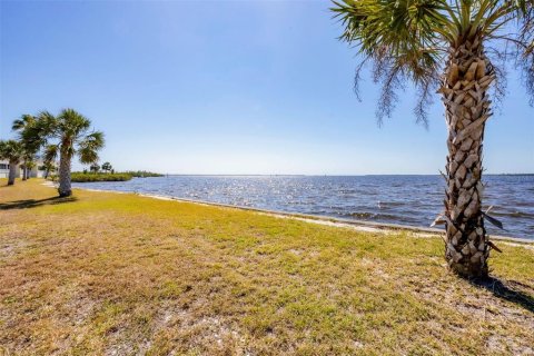 Condo in Port Charlotte, Florida, 1 bedroom  № 1651839 - photo 24