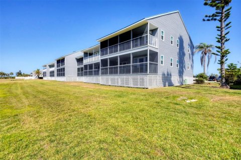 Condo in Port Charlotte, Florida, 1 bedroom  № 1651839 - photo 22