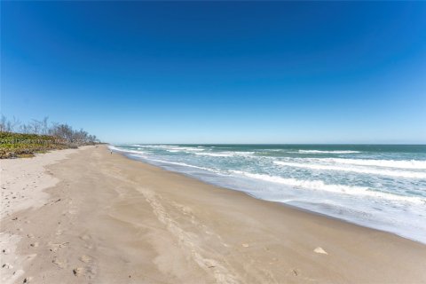 Condo in Jensen Beach, Florida, 2 bedrooms  № 1796461 - photo 8