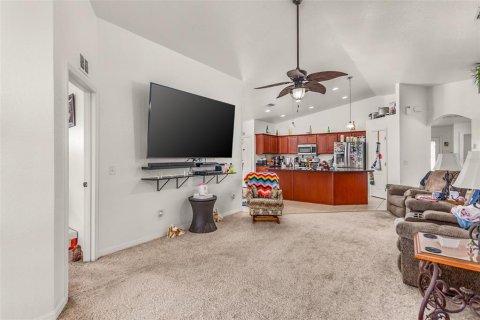 Villa ou maison à vendre à Davenport, Floride: 3 chambres, 171.31 m2 № 2131998 - photo 10