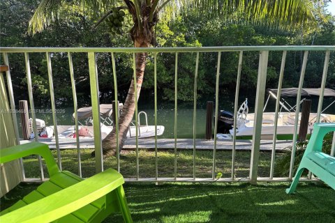 Condo in North Miami, Florida, 1 bedroom № 1997452 - photo 21