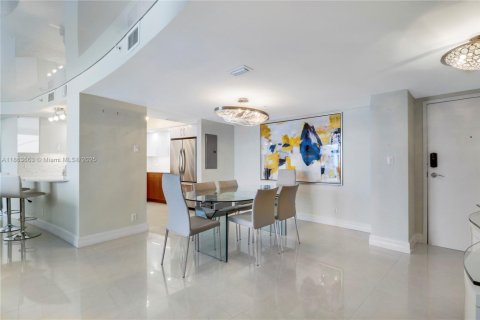 Купить кондоминиум в Ривьера-Бич, Флорида 2 спальни, № 1957943 - фото 15