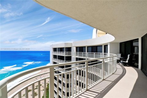 Купить кондоминиум в Ривьера-Бич, Флорида 2 спальни, № 1957943 - фото 26