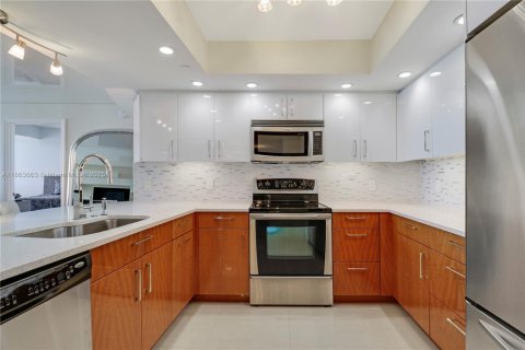 Купить кондоминиум в Ривьера-Бич, Флорида 2 спальни, № 1957943 - фото 18