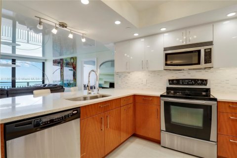 Купить кондоминиум в Ривьера-Бич, Флорида 2 спальни, № 1957943 - фото 17