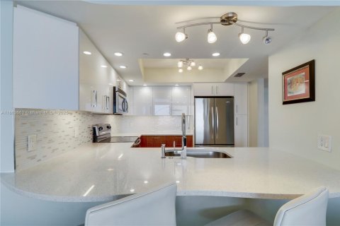 Купить кондоминиум в Ривьера-Бич, Флорида 2 спальни, № 1957943 - фото 23