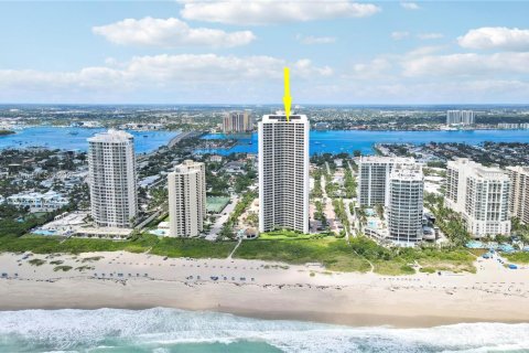 Купить кондоминиум в Ривьера-Бич, Флорида 2 спальни, № 1957943 - фото 3