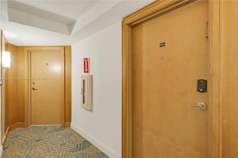 Купить кондоминиум в Ривьера-Бич, Флорида 2 спальни, № 1957943 - фото 12