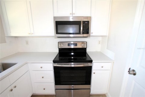 Villa ou maison à vendre à Port Charlotte, Floride: 2 chambres, 84.73 m2 № 2143392 - photo 18
