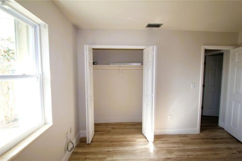 Villa ou maison à vendre à Port Charlotte, Floride: 2 chambres, 84.73 m2 № 2143392 - photo 21