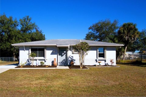 Villa ou maison à Port Charlotte, Floride 2 chambres, 84.73 m2 № 2143392