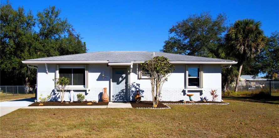 Villa ou maison à Port Charlotte, Floride 2 chambres, 84.73 m2 № 2143392