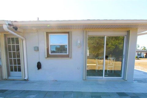Villa ou maison à vendre à Port Charlotte, Floride: 2 chambres, 84.73 m2 № 2143392 - photo 30