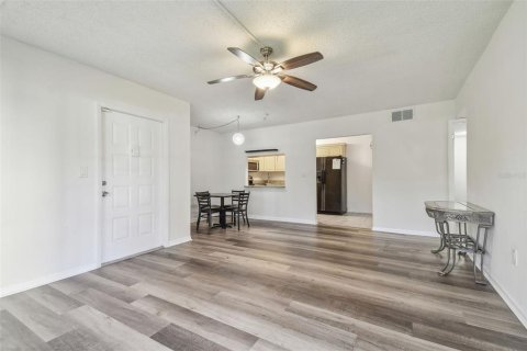 Copropriété à vendre à Tarpon Springs, Floride: 2 chambres, 96.71 m2 № 1535452 - photo 7