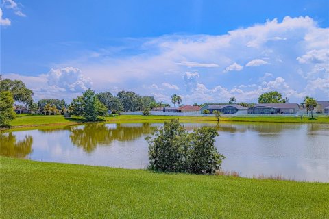 House in Kissimmee, Florida 3 bedrooms, 118.36 sq.m. № 2222305 - photo 4