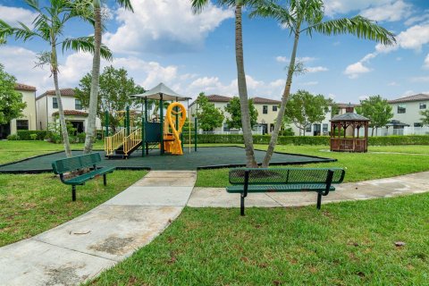 Townhouse in Riviera Beach, Florida 3 bedrooms, 162.21 sq.m. № 1230175 - photo 1