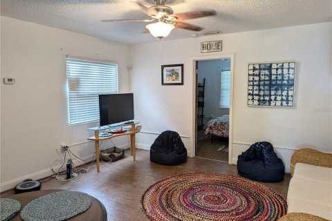 House in Hernando, Florida 2 bedrooms, 88.26 sq.m. № 1387459 - photo 22