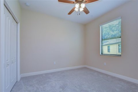 House in Brandon, Florida 4 bedrooms, 177.72 sq.m. № 2308878 - photo 21