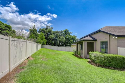 House in Brandon, Florida 4 bedrooms, 177.72 sq.m. № 2308878 - photo 28