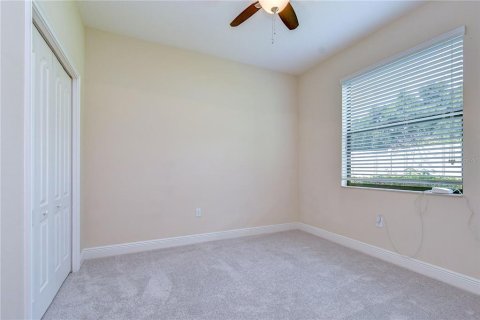 House in Brandon, Florida 4 bedrooms, 177.72 sq.m. № 2308878 - photo 23