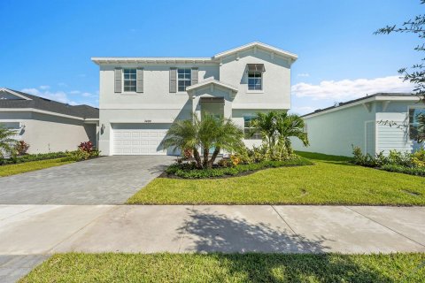 House in St. Lucie, Florida 4 bedrooms, 239.69 sq.m. № 2256407