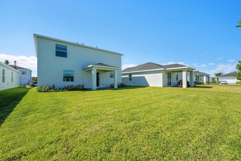 House in St. Lucie, Florida 4 bedrooms, 239.69 sq.m. № 2256407 - photo 24