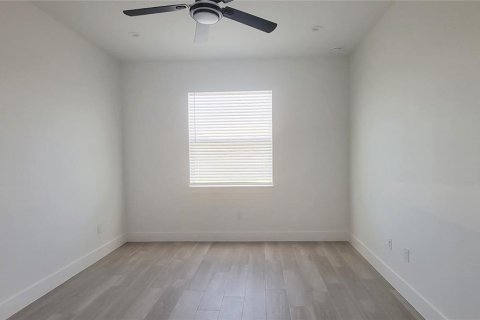 Appartement à louer à Port Charlotte, Floride: 3 chambres, 125.79 m2 № 1657786 - photo 5