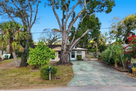 Villa ou maison à vendre à Sarasota, Floride: 3 chambres, 149.2 m2 № 2198944 - photo 2