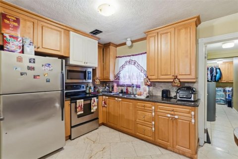 Villa ou maison à vendre à Sarasota, Floride: 3 chambres, 149.2 m2 № 2198944 - photo 29