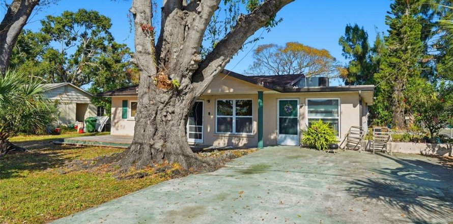 Villa ou maison à Sarasota, Floride 3 chambres, 149.2 m2 № 2198944