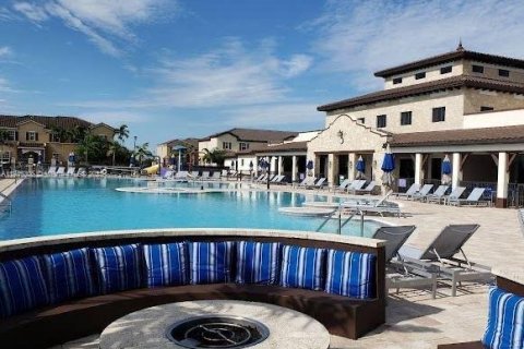 Immobilier commercial à louer à Miami, Floride: 1 chambre № 1974618 - photo 12