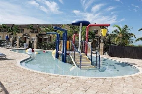 Immobilier commercial à louer à Miami, Floride: 1 chambre № 1974618 - photo 13