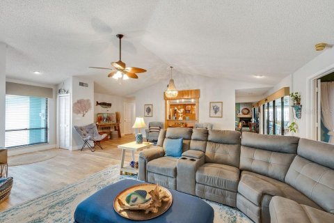 Villa ou maison à vendre à Bradenton, Floride: 5 chambres, 296.27 m2 № 2406574 - photo 11