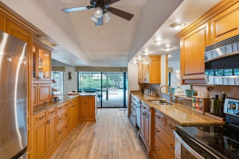 Villa ou maison à vendre à Bradenton, Floride: 5 chambres, 296.27 m2 № 2406574 - photo 14