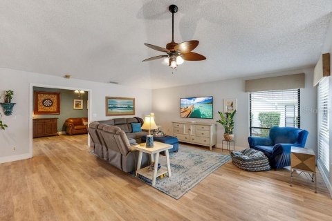 Villa ou maison à vendre à Bradenton, Floride: 5 chambres, 296.27 m2 № 2406574 - photo 10