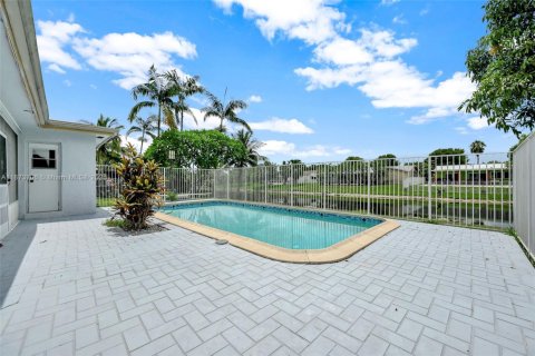 Casa en venta en Sunrise, Florida, 3 dormitorios, 119.38 m2 № 1895880 - foto 6