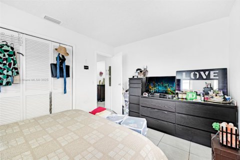Casa en venta en Sunrise, Florida, 3 dormitorios, 119.38 m2 № 1895880 - foto 20