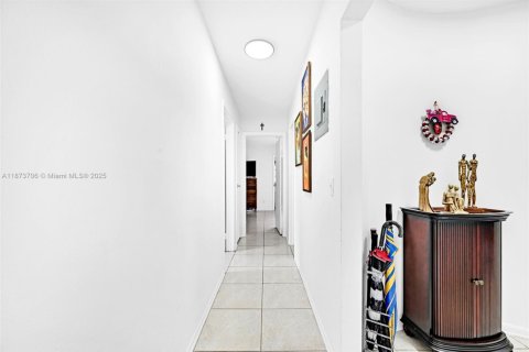 Casa en venta en Sunrise, Florida, 3 dormitorios, 119.38 m2 № 1895880 - foto 21