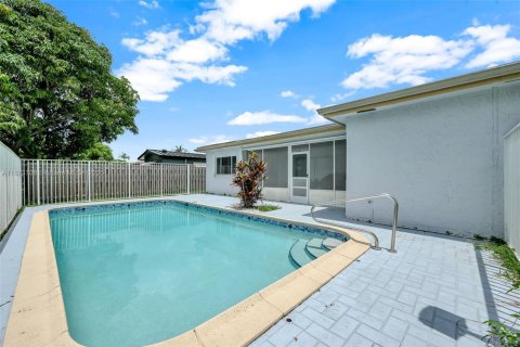 Casa en venta en Sunrise, Florida, 3 dormitorios, 119.38 m2 № 1895880 - foto 7