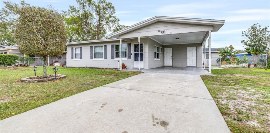 House in Winter Haven, Florida 3 bedrooms, 97.92 sq.m. № 1835806
