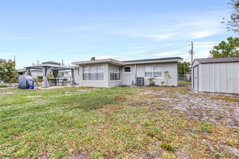 House in Winter Haven, Florida 3 bedrooms, 97.92 sq.m. № 1835806 - photo 26