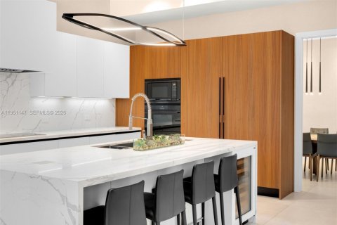 Villa ou maison à vendre à Golden Beach, Floride: 7 chambres, 419.27 m2 № 2055283 - photo 12