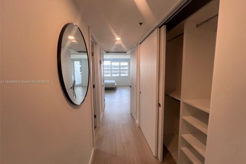 Copropriété à louer à Miami Beach, Floride: 51.1 m2 № 1754007 - photo 6