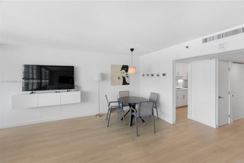 Copropriété à louer à Miami Beach, Floride: 51.1 m2 № 1754007 - photo 8