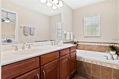 Villa ou maison à louer à Tampa, Floride: 3 chambres, 154.31 m2 № 1831855 - photo 24