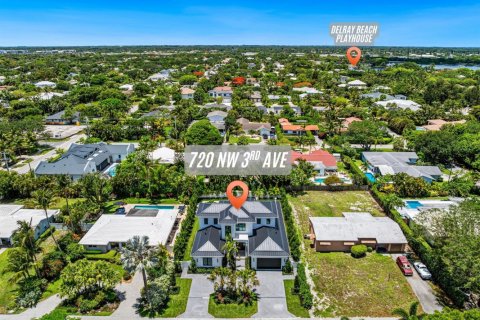 House in Delray Beach, Florida 4 bedrooms, 339.84 sq.m. № 2185338 - photo 23