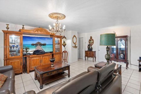 Villa ou maison à vendre à Homestead, Floride: 4 chambres, 186.73 m2 № 2059731 - photo 5