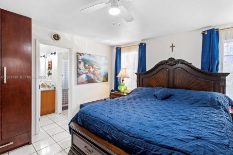 Villa ou maison à vendre à Homestead, Floride: 4 chambres, 186.73 m2 № 2059731 - photo 16